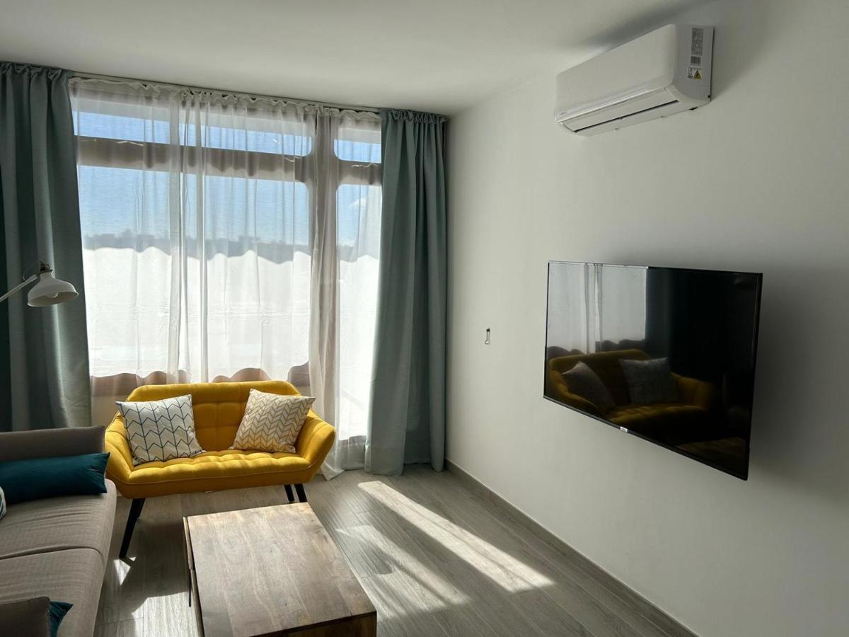 Apartamento Jameos-Los Molinos Costa Teguise, Lanzarote Bagian luar foto