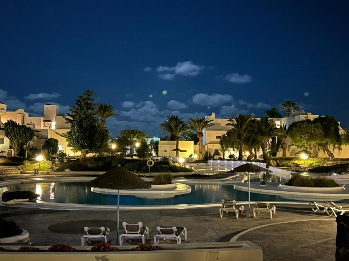 Apartamento Jameos-Los Molinos Costa Teguise, Lanzarote Bagian luar foto