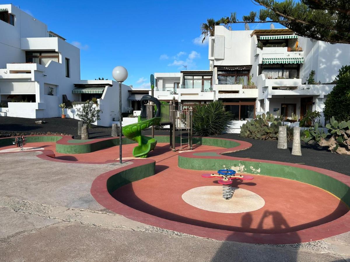 Apartamento Jameos-Los Molinos Costa Teguise, Lanzarote Bagian luar foto