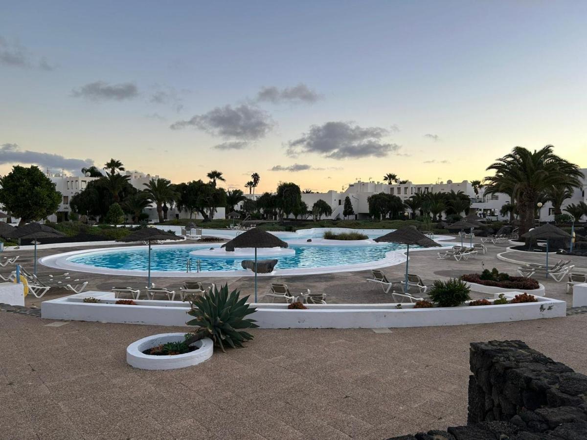 Apartamento Jameos-Los Molinos Costa Teguise, Lanzarote Bagian luar foto